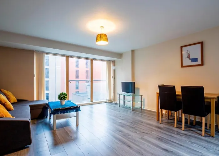 City Centre Apartment In The Heart Of Liverpool - 50 Percent Off Monthly Stays